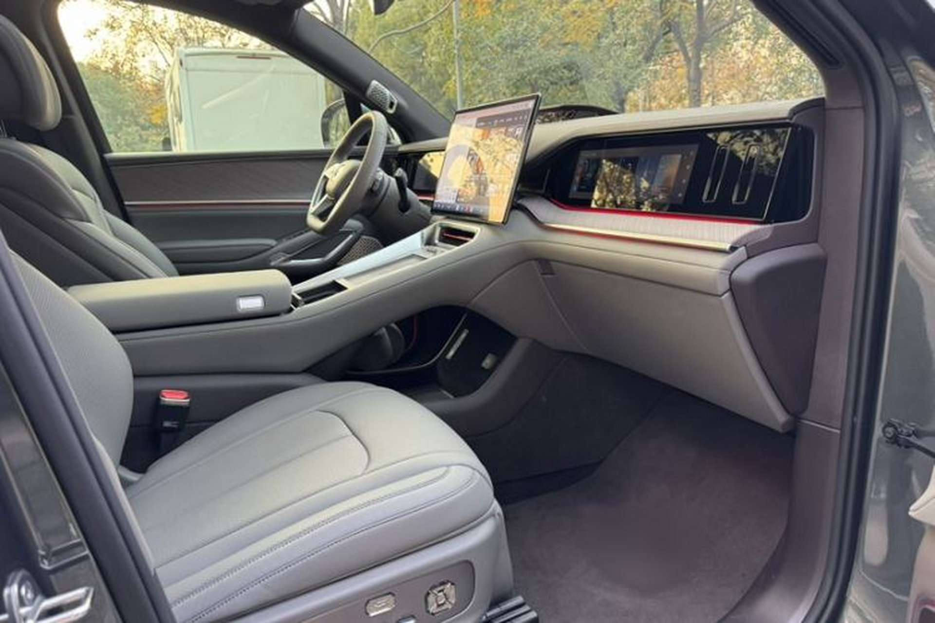 Used Denza N9 2025 Flagship Model Interior 9