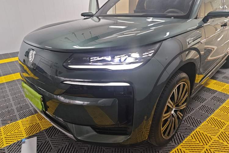 Used Denza N9 2025 Flagship Model Left Front Headlight
