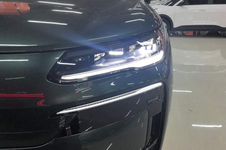 Used Denza N9 2025 Flagship Model Left Front Headlight
