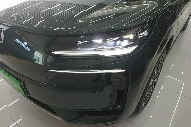 Used Denza N9 2025 Flagship Model Left Front Headlight