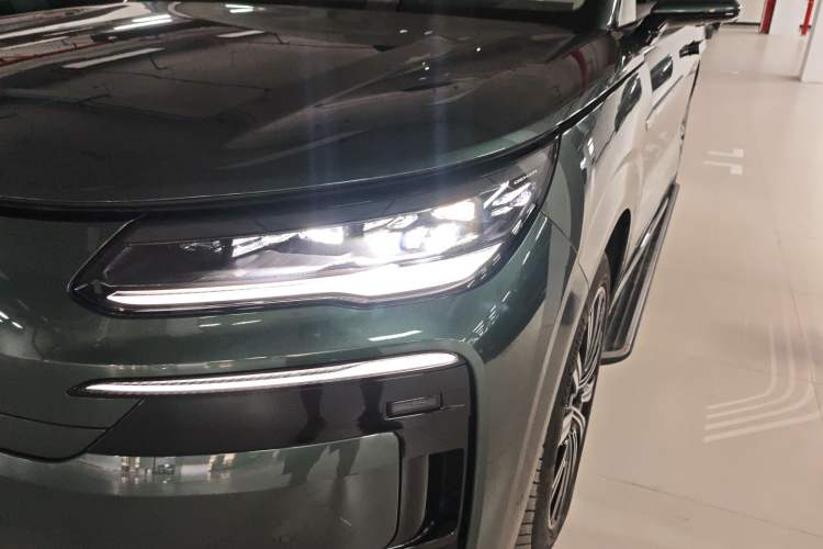 Used Denza N9 2025 Flagship Model Left Front Headlight