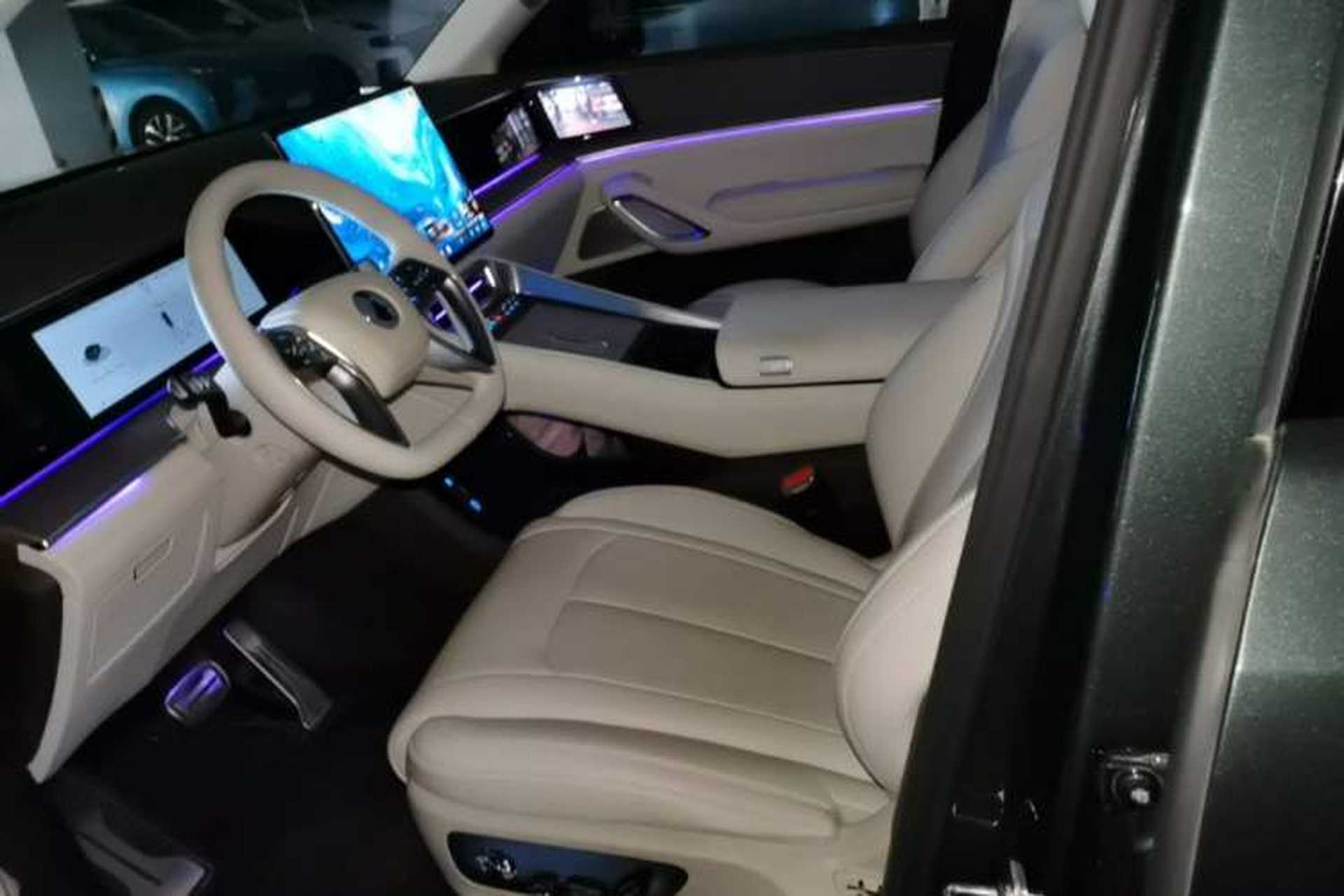 Used Denza N9 2025 Flagship Model Left Front Seat