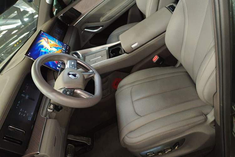 Used Denza N9 2025 Flagship Model Left Front Seat