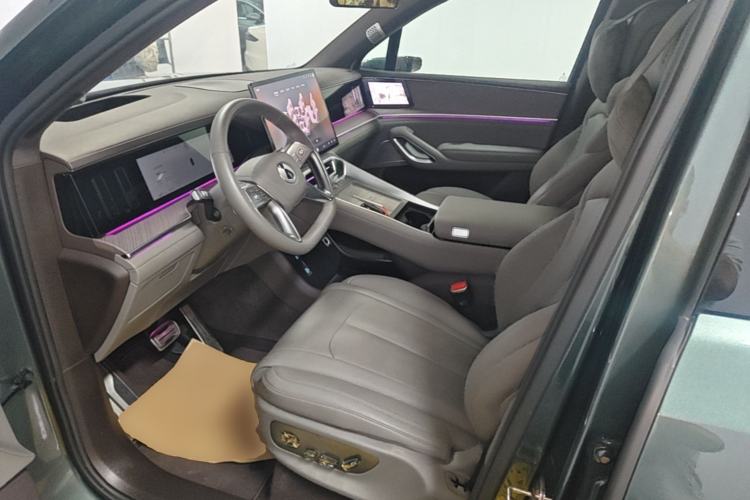 Used Denza N9 2025 Flagship Model Left Front Seat