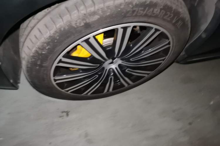 Used Denza N9 2025 Flagship Model Left Front Wheel Hub