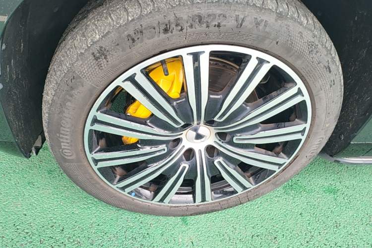 Used Denza N9 2025 Flagship Model Left Front Wheel Hub