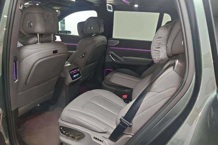 Used Denza N9 2025 Flagship Model Left Rear Seat