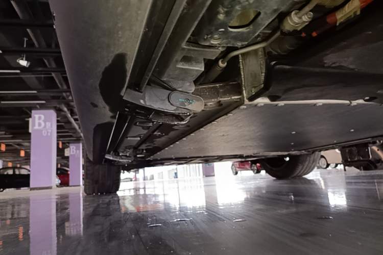 Used Denza N9 2025 Flagship Model Left Side Sill