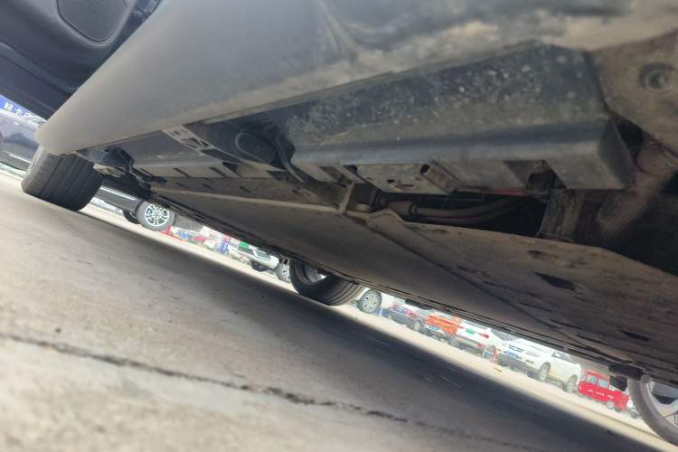 Used Denza N9 2025 Flagship Model Left Side Sill
