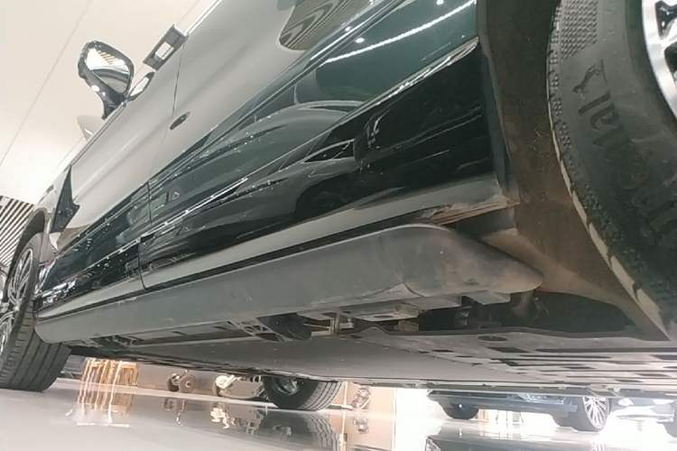 Used Denza N9 2025 Flagship Model Left Side Sill
