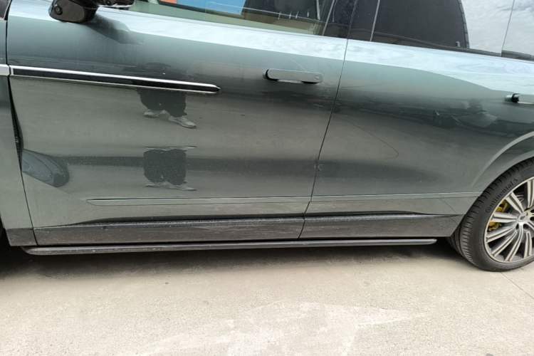 Used Denza N9 2025 Flagship Model Left Side Sill