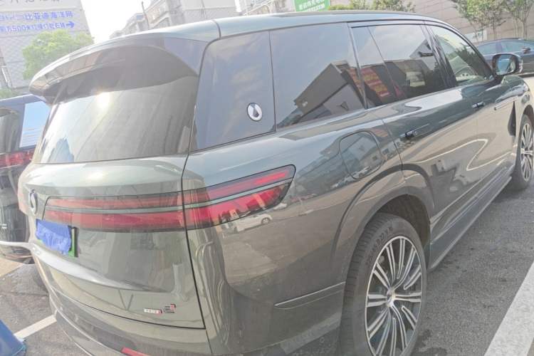 Used Denza N9 2025 Flagship Model Rear Right 45 Deg