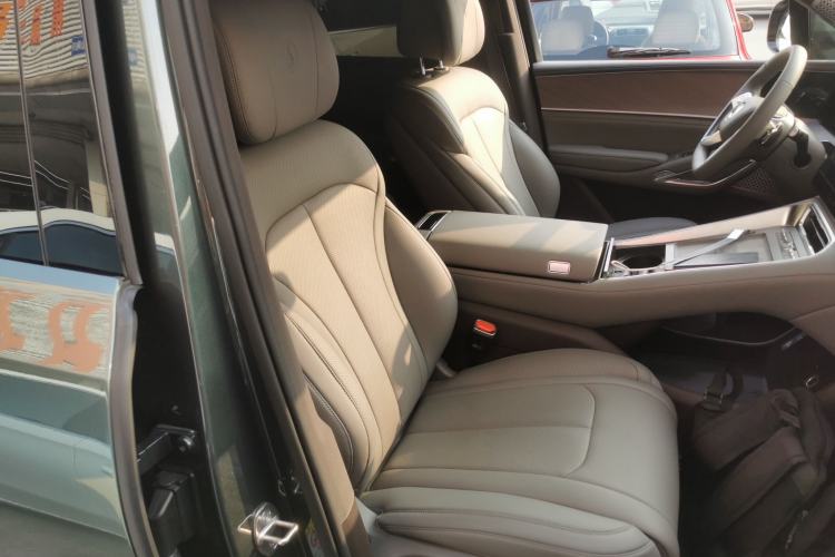 Used Denza N9 2025 Prestige Version Right Front Seat