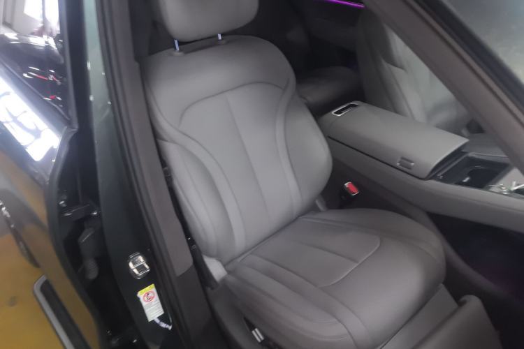 Used Denza N9 2025 Flagship Model Right Front Seat