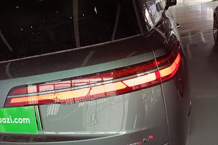 Used Denza N9 2025 Flagship Model Right Rear Taillight