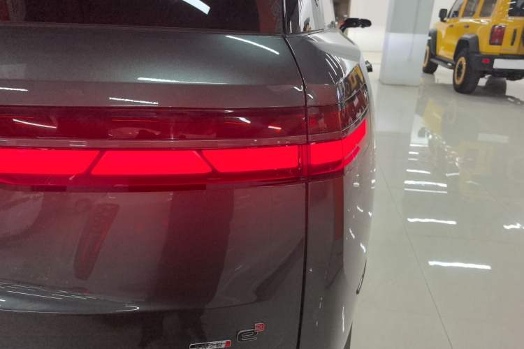 Used Denza N9 2025 Flagship Model Right Rear Taillight