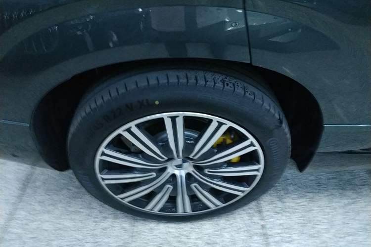 Used Denza N9 2025 Prestige Version Right Rear Wheel Hub