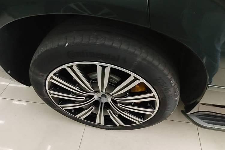 Used Denza N9 2025 Flagship Model Right Rear Wheel Hub