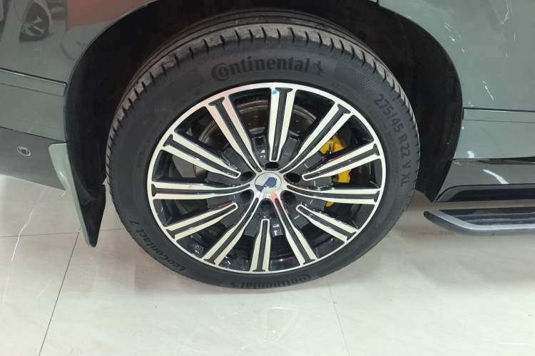 Used Denza N9 2025 Flagship Model Right Rear Wheel Hub