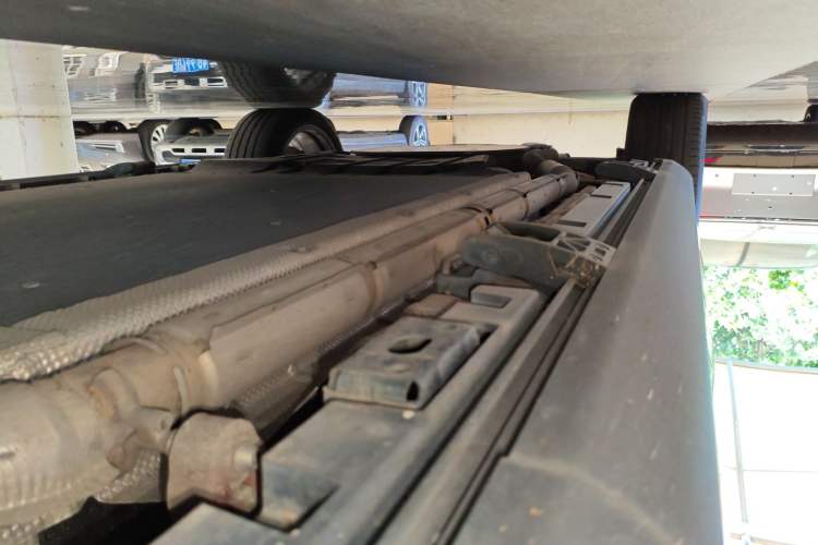 Used Denza N9 2025 Flagship Model Right Side Sill