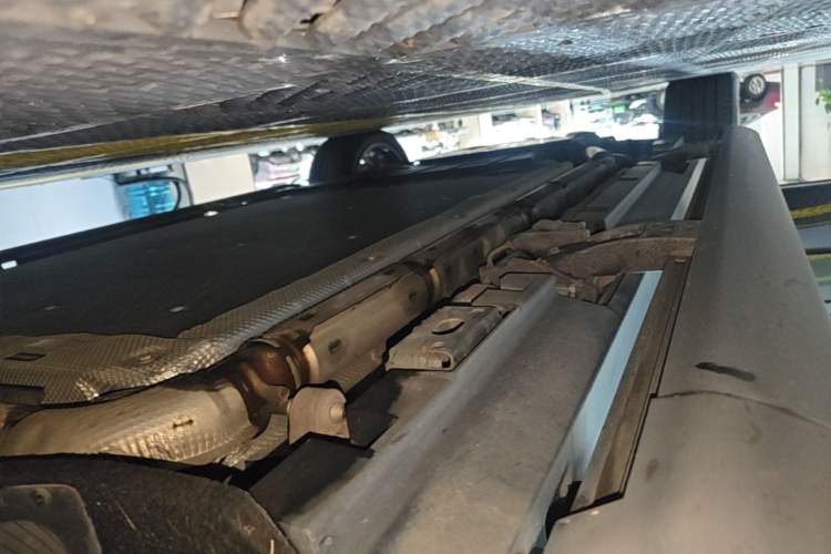 Used Denza N9 2025 Flagship Model Right Side Sill