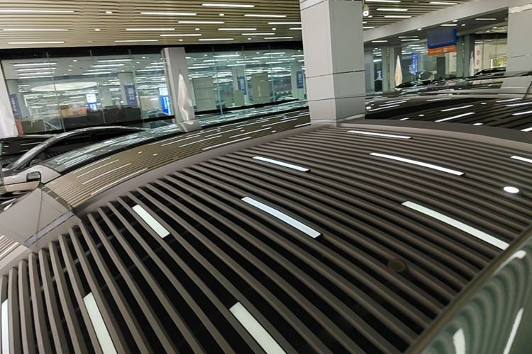 Used Denza N9 2025 Flagship Model Roof