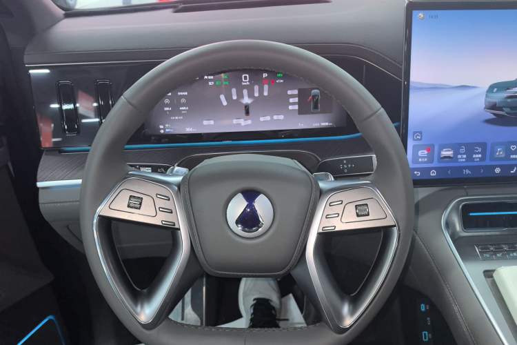 Used Denza N9 2025 Flagship Model Steering Wheel