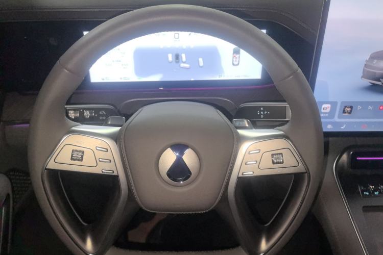 Used Denza N9 2025 Flagship Model Steering Wheel
