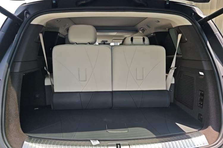 Used Denza N9 2025 Flagship Model Trunk