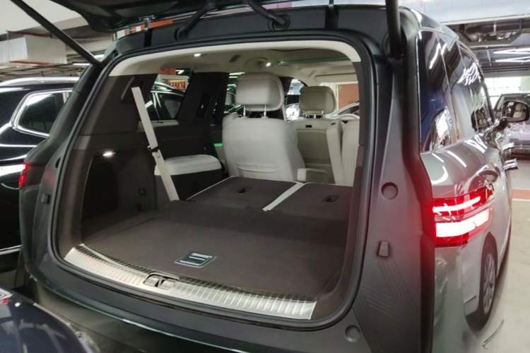 Used Denza N9 2025 Flagship Model Trunk