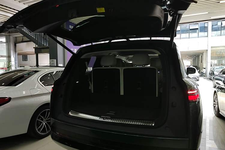 Used Denza N9 2025 Flagship Model Trunk