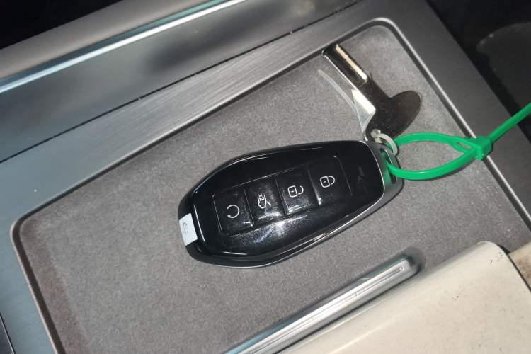 Used Denza N9 2025 Flagship Model Vehicle Key