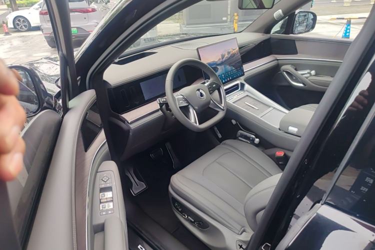 Used Denza N9 2025 Flagship Model Driver Seat