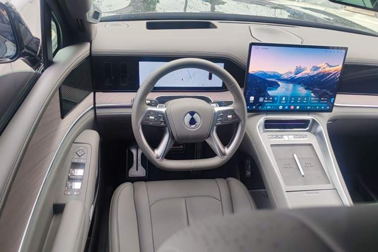 Used Denza N9 2025 Flagship Model Steering Wheel