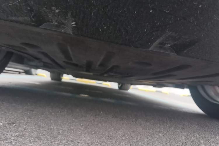 Used Denza N9 2025 Flagship Model Chassis Front