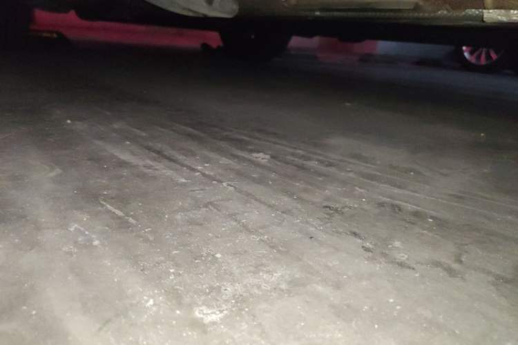 Used Denza N9 2025 Flagship Model Chassis Front Right