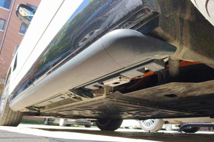 Used Denza N9 2025 Flagship Model Chassis Rear Left