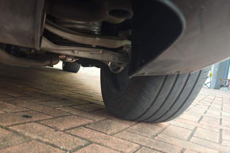 Used Denza N9 2025 Prestige Version Chassis Rear Right