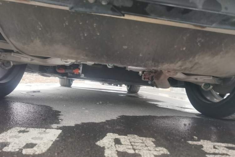 Used Denza N9 2025 Flagship Model Chassis Rear