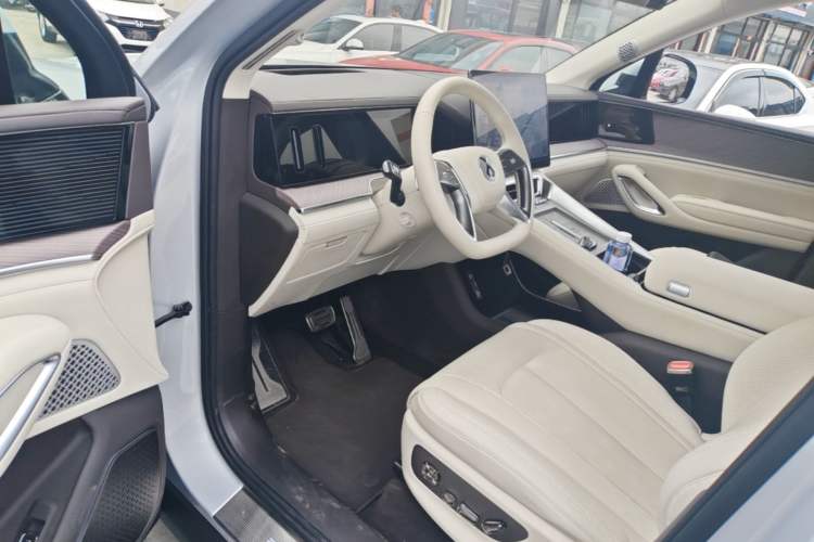 Used Denza N9 2025 Flagship Model Driver Seat