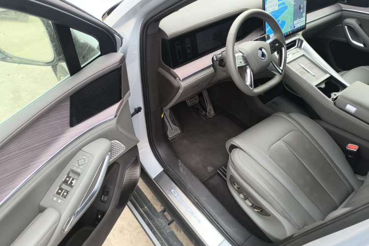 Used Denza N9 2025 Flagship Model Driver Seat
