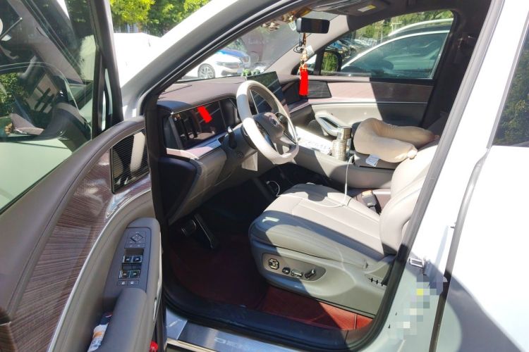 Used Denza N9 2025 Flagship Model Driver Seat