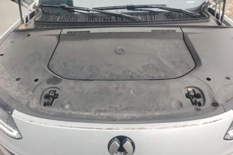 Used Denza N9 2025 Flagship Model Engine Bay
