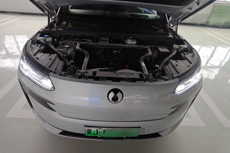 Used Denza N9 2025 Flagship Model Engine Bay