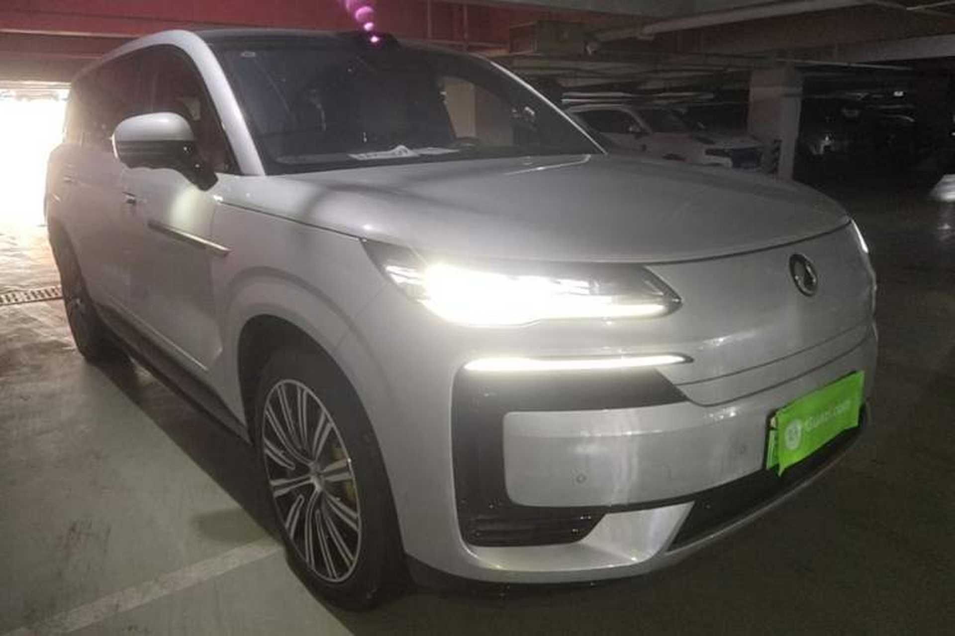 Used Denza N9 2025 Flagship Model Exterior 1