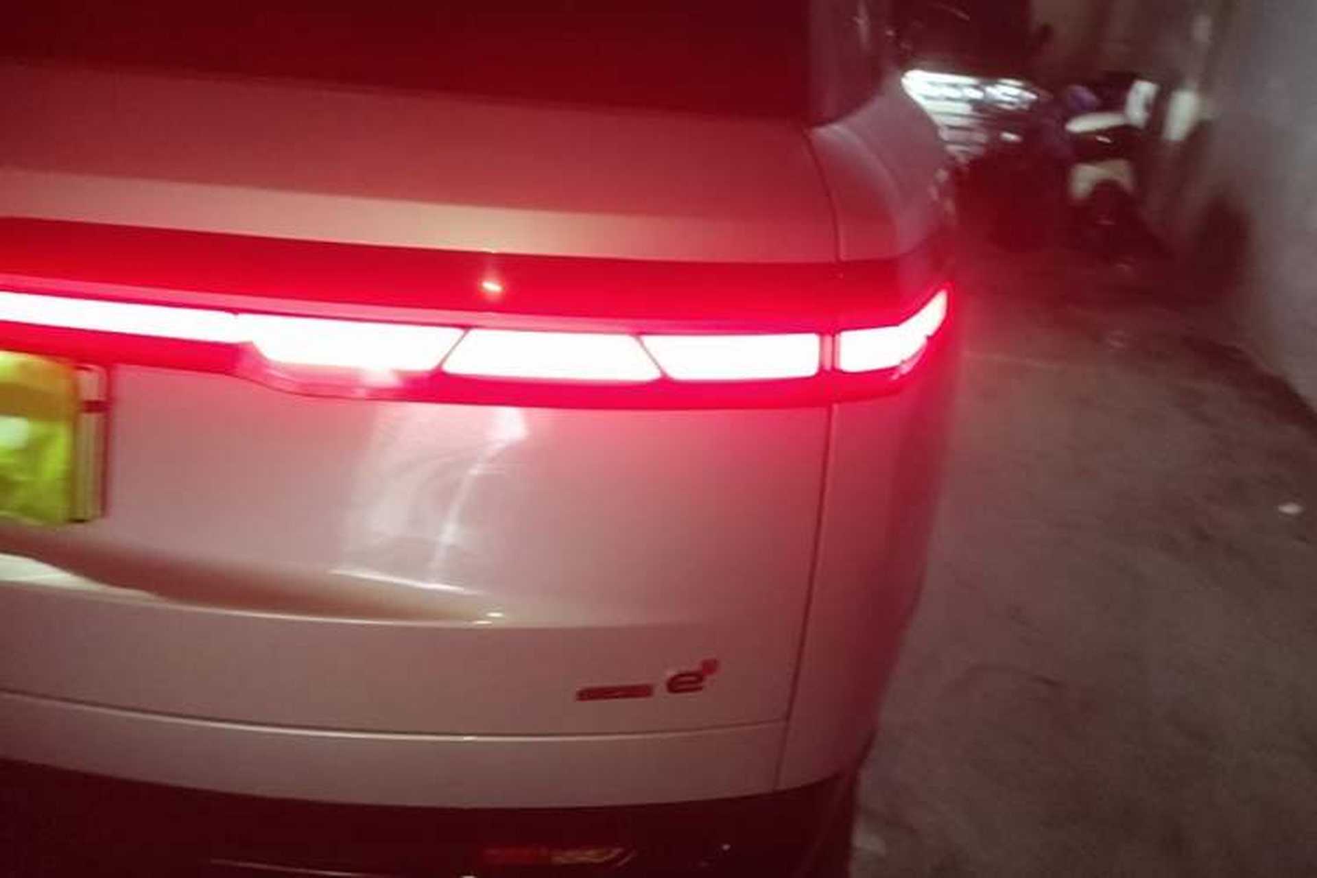Used Denza N9 2025 Flagship Model Exterior 3