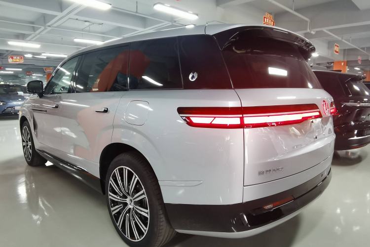 Used Denza N9 2025 Prestige Version Exterior 3