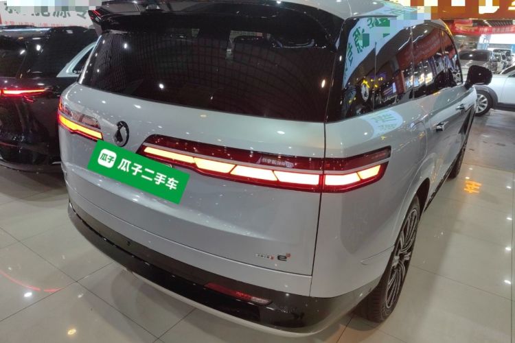Used Denza N9 2025 Prestige Version Exterior 5