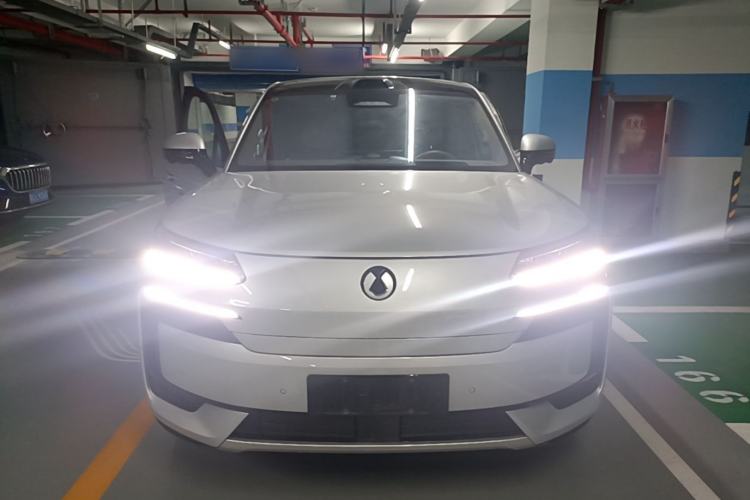Used Denza N9 2025 Flagship Model Front