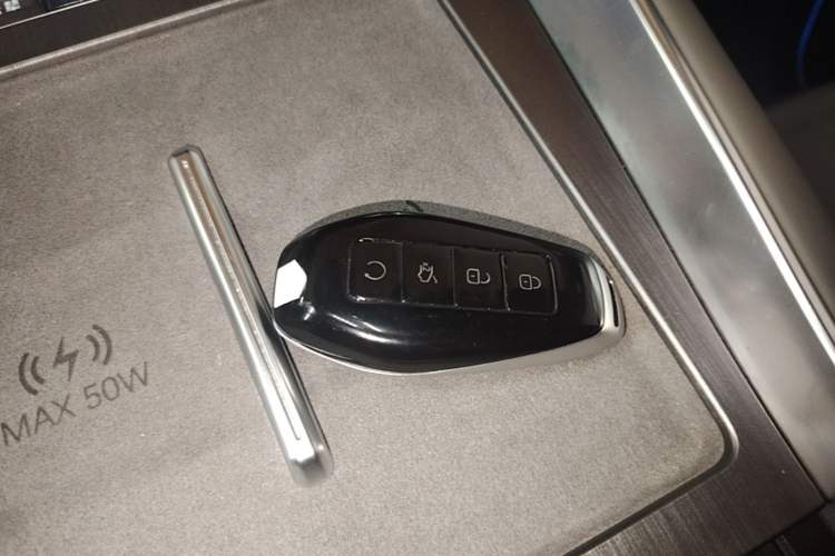Used Denza N9 2025 Flagship Model Interior 1
